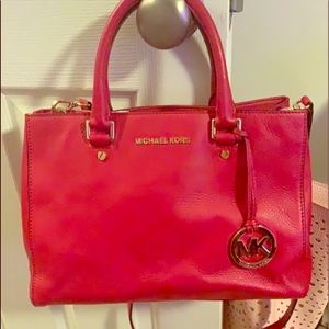 Michael kors red soft leather hand bag